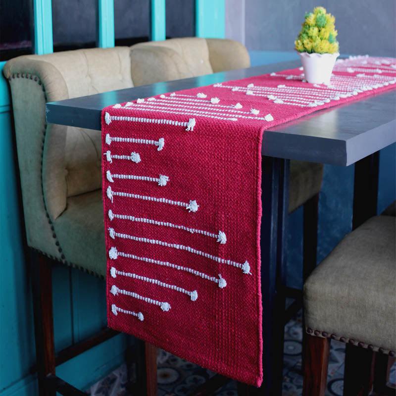 Red Wine table runner