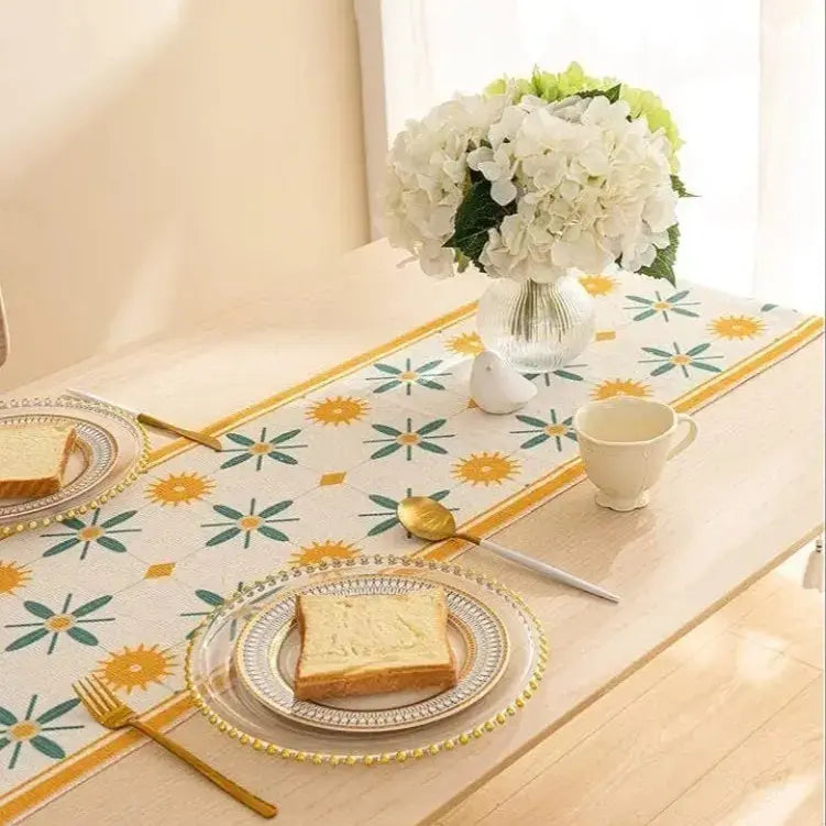 Vintage Elegant Table Runner